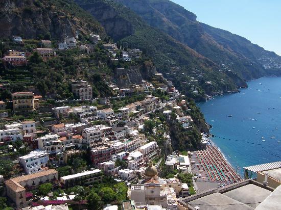 44_positano-beach.jpg